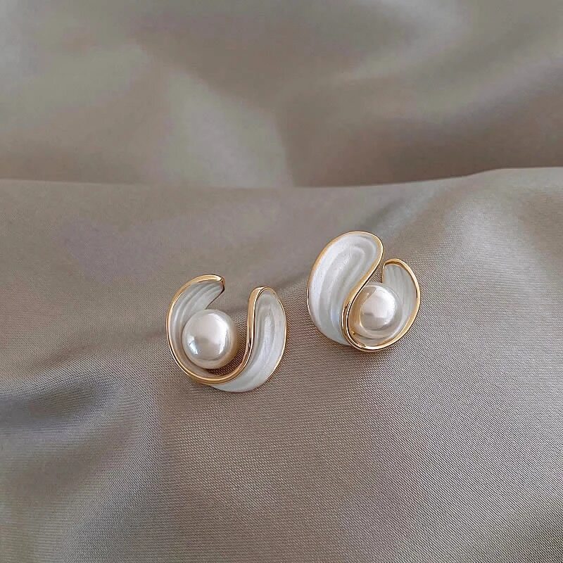 Orecchini in Opale Bianco con Perle
