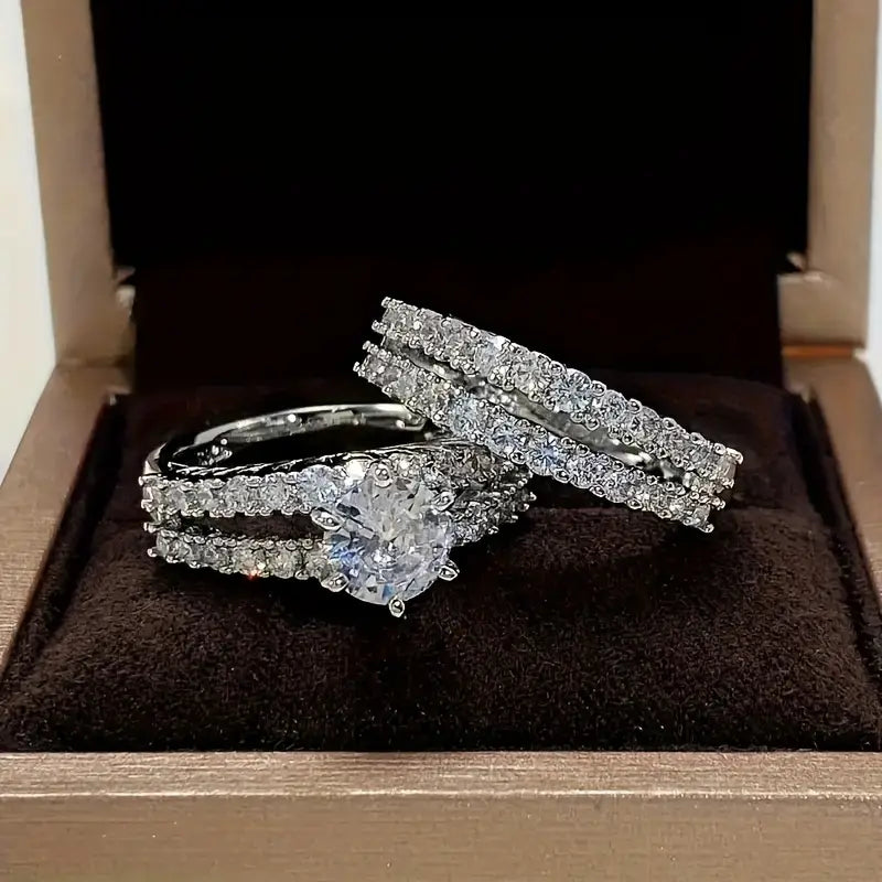 Set di Anelli Eleganti Radianti in Oro