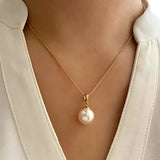 Set di gioielli eleganti con perle