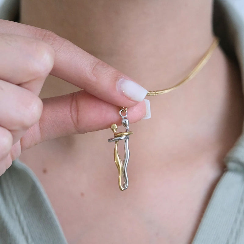 Collana Abbraccio