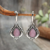 Orecchini in stile vittoriano vintage con goccia d'acqua intarsiata con pietre rosa
