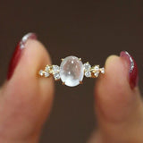 Anello in Diamante di Pietra Lunare