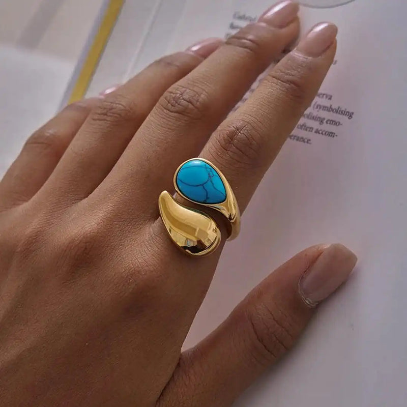 Anello con Pietra a Lacrima Turquoise Regolabile in Oro