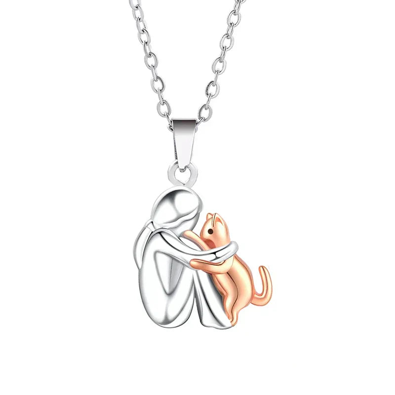 Collana con Ciondolo a Forma di Abbraccio di Gatto