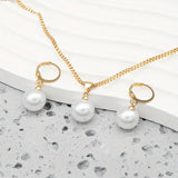 Set di gioielli eleganti con perle