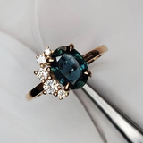 Anello Vintage in Cristallo Blu e Zirconia