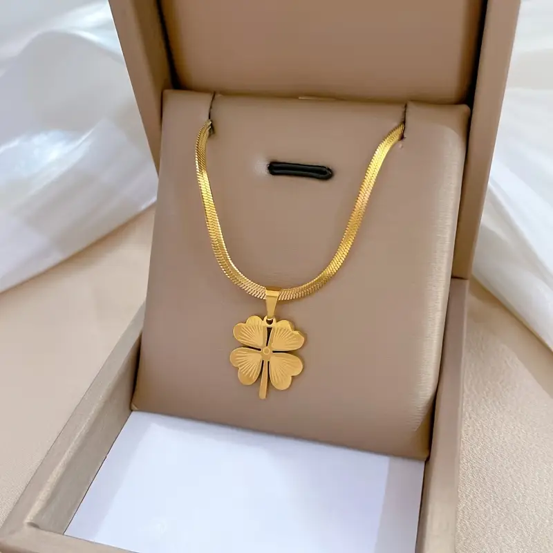Collana d'Oro Clover