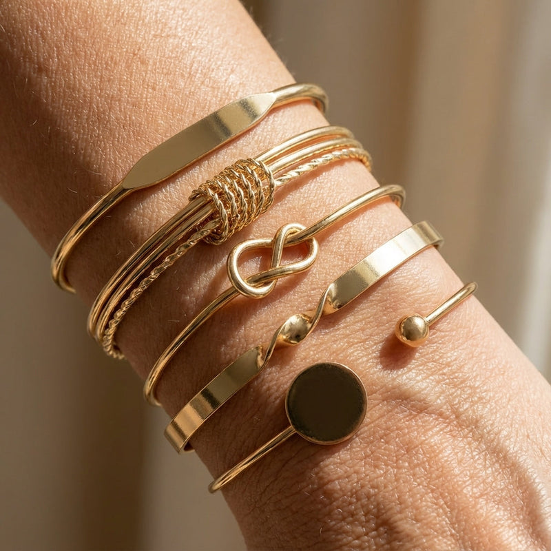 Set di Bracciali Eleganti e Sofisticati con Nodo in Oro