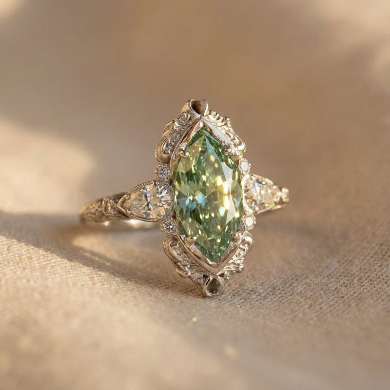 Anello Vaelira Thornewyn